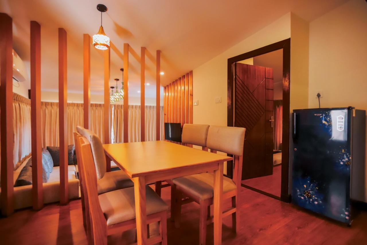 Kathmandu Business Hotel Экстерьер фото