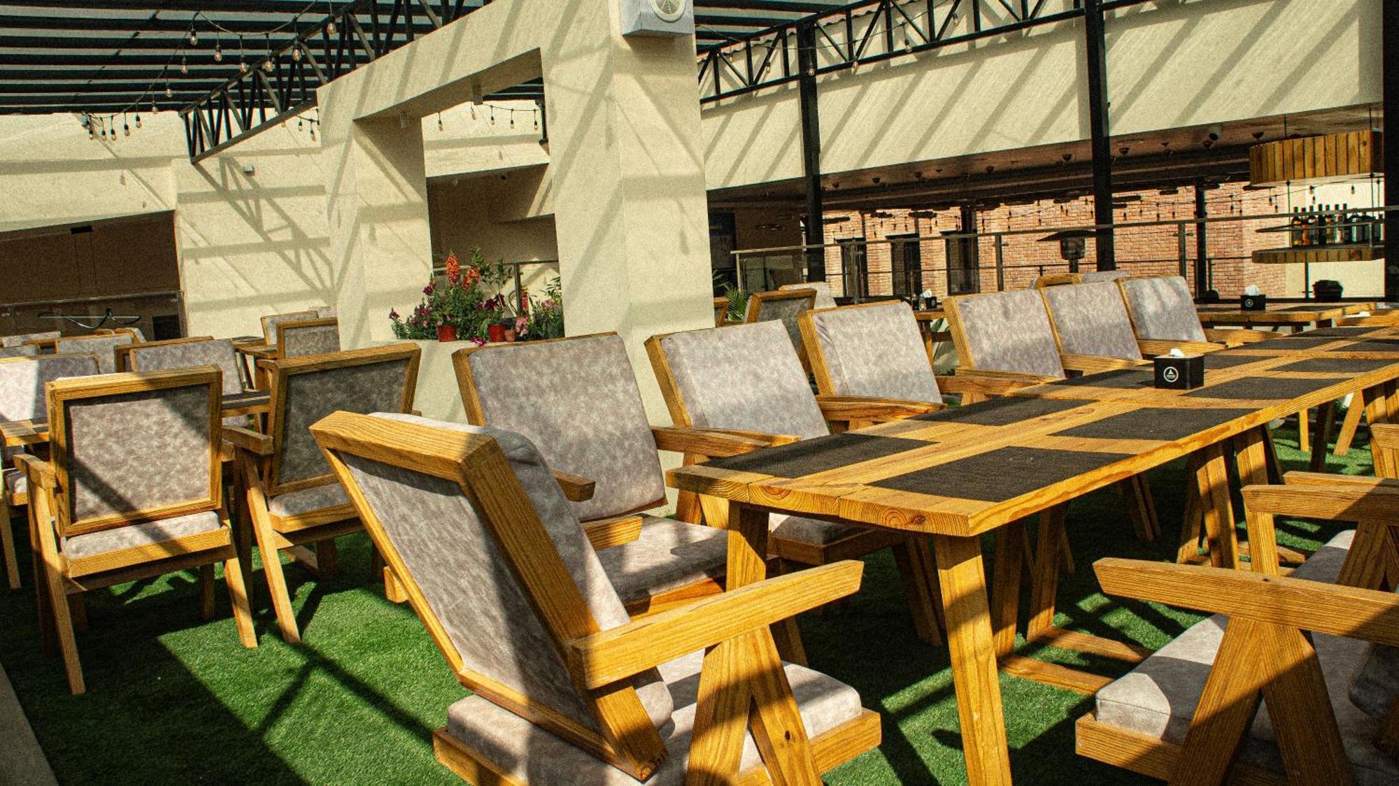 Kathmandu Business Hotel Экстерьер фото