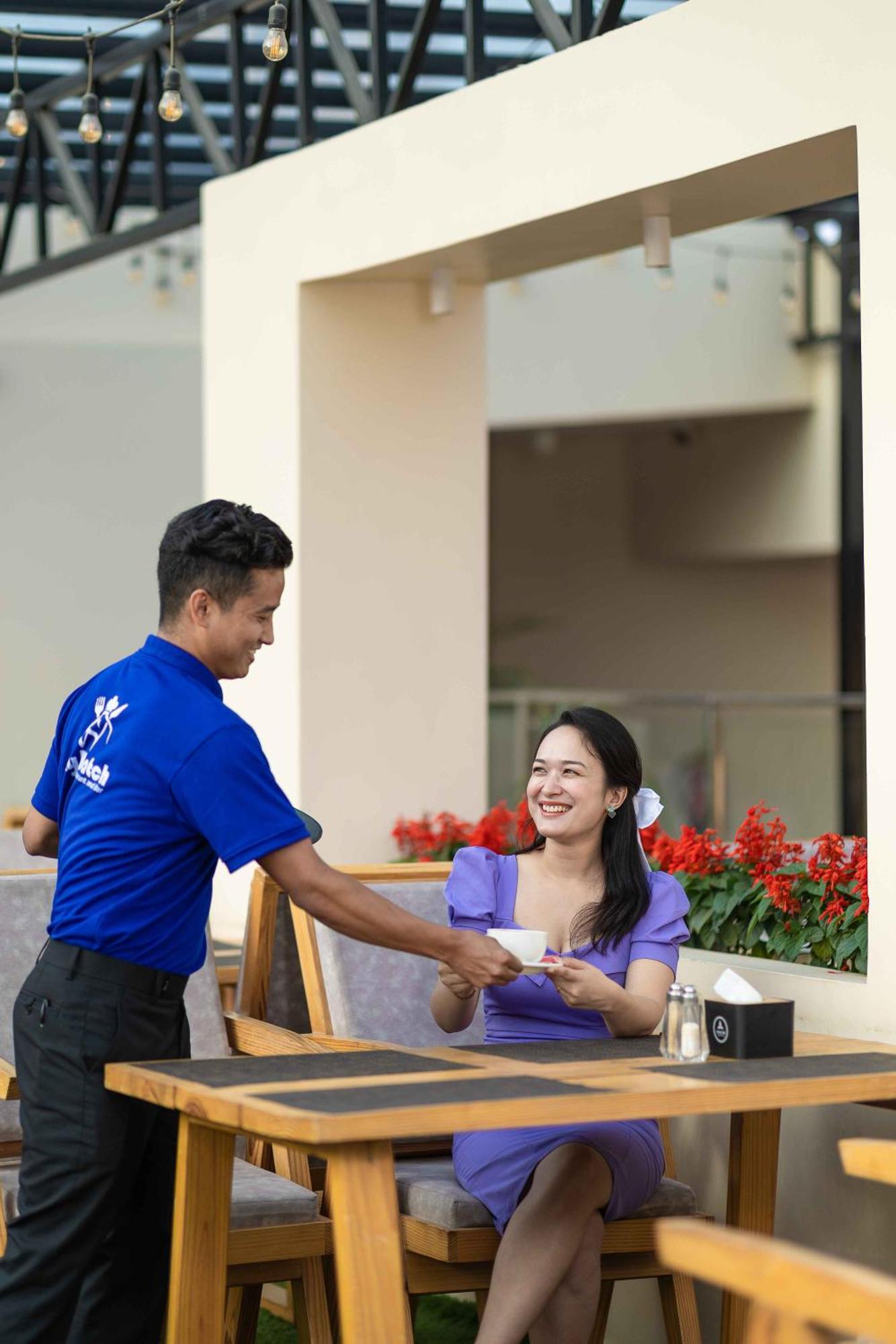 Kathmandu Business Hotel Экстерьер фото
