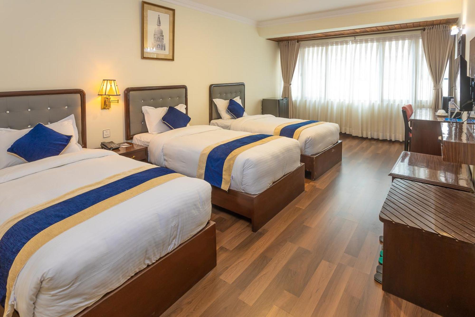 Kathmandu Business Hotel Экстерьер фото